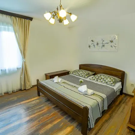 Luxury Rebecca Villa